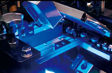 In-line surface inspection equipment