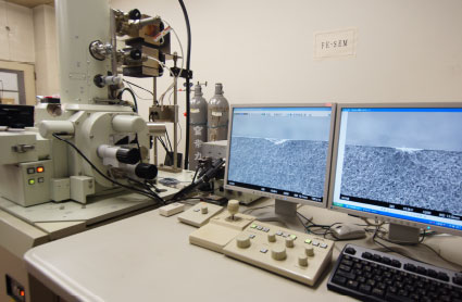 Scanning electron microscope (SEM)